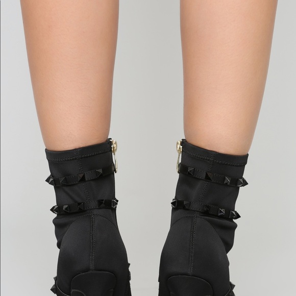 Zip up ankle bootie (Size: US 5.5) - Picture 3 of 4